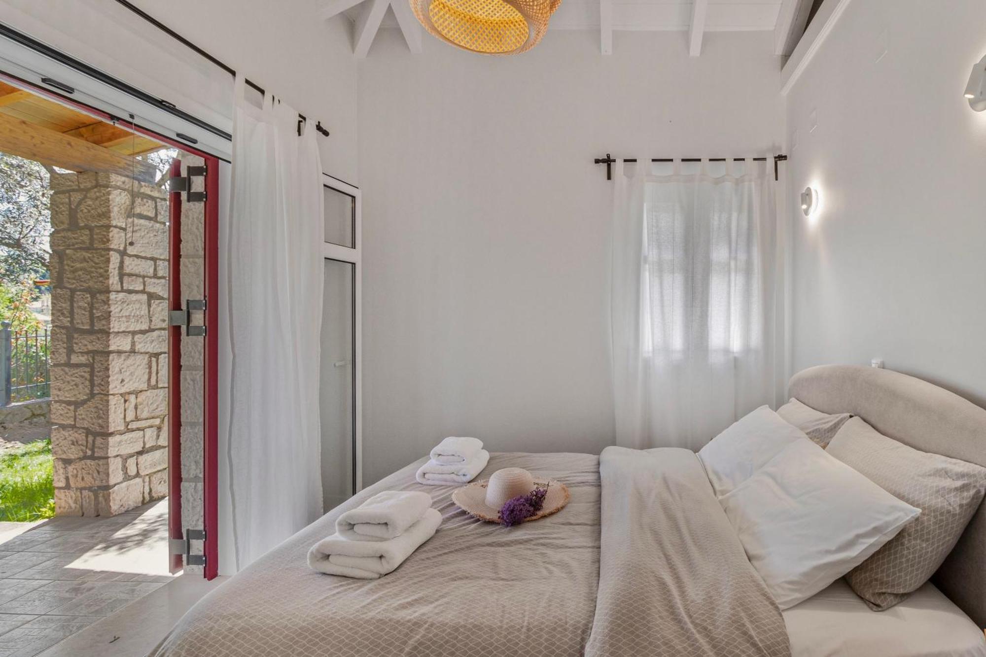 Apanema Mindfulness Resort Lefkada Asprogerakata Номер фото