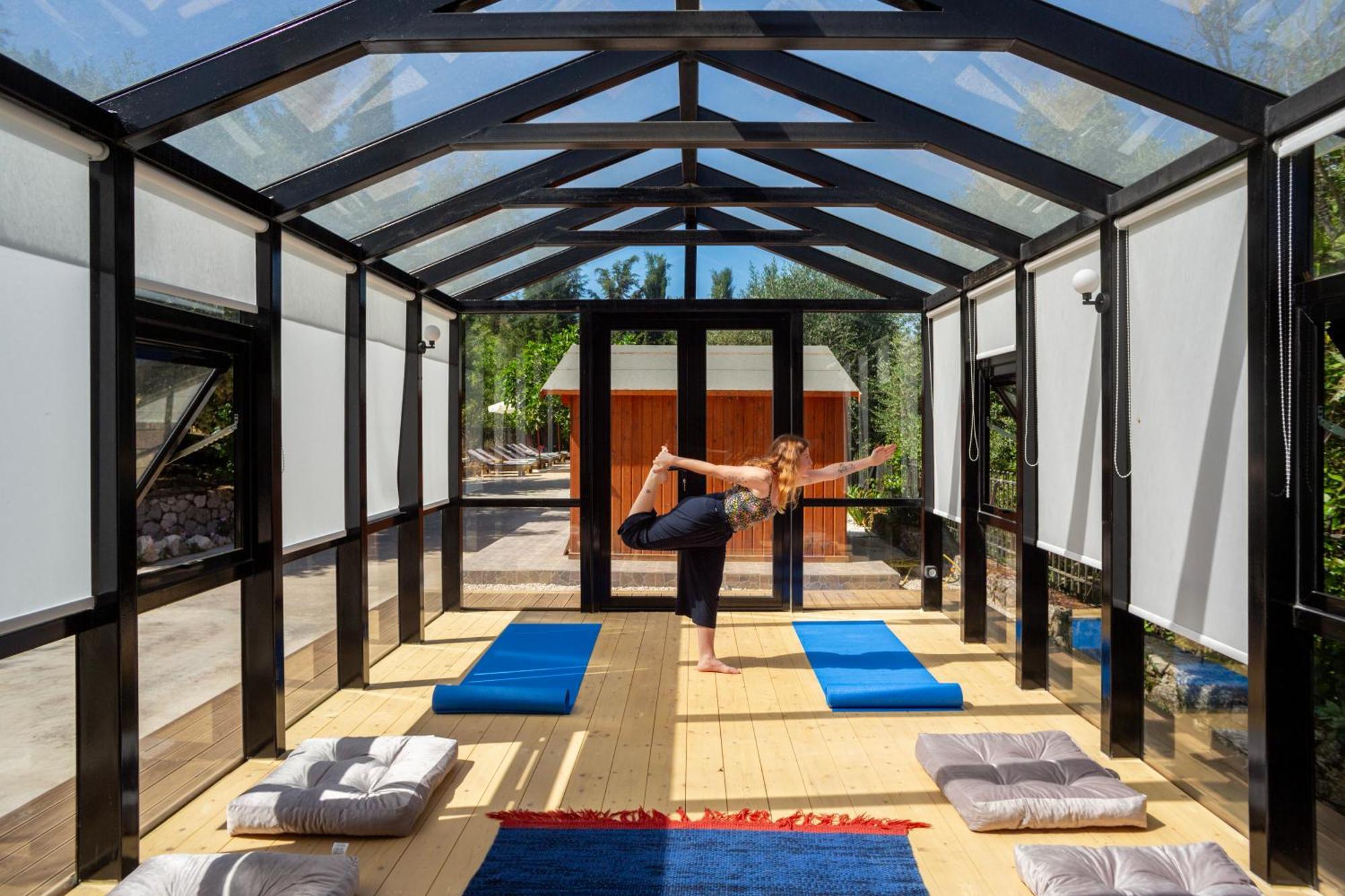 Apanema Mindfulness Resort Lefkada Asprogerakata Экстерьер фото