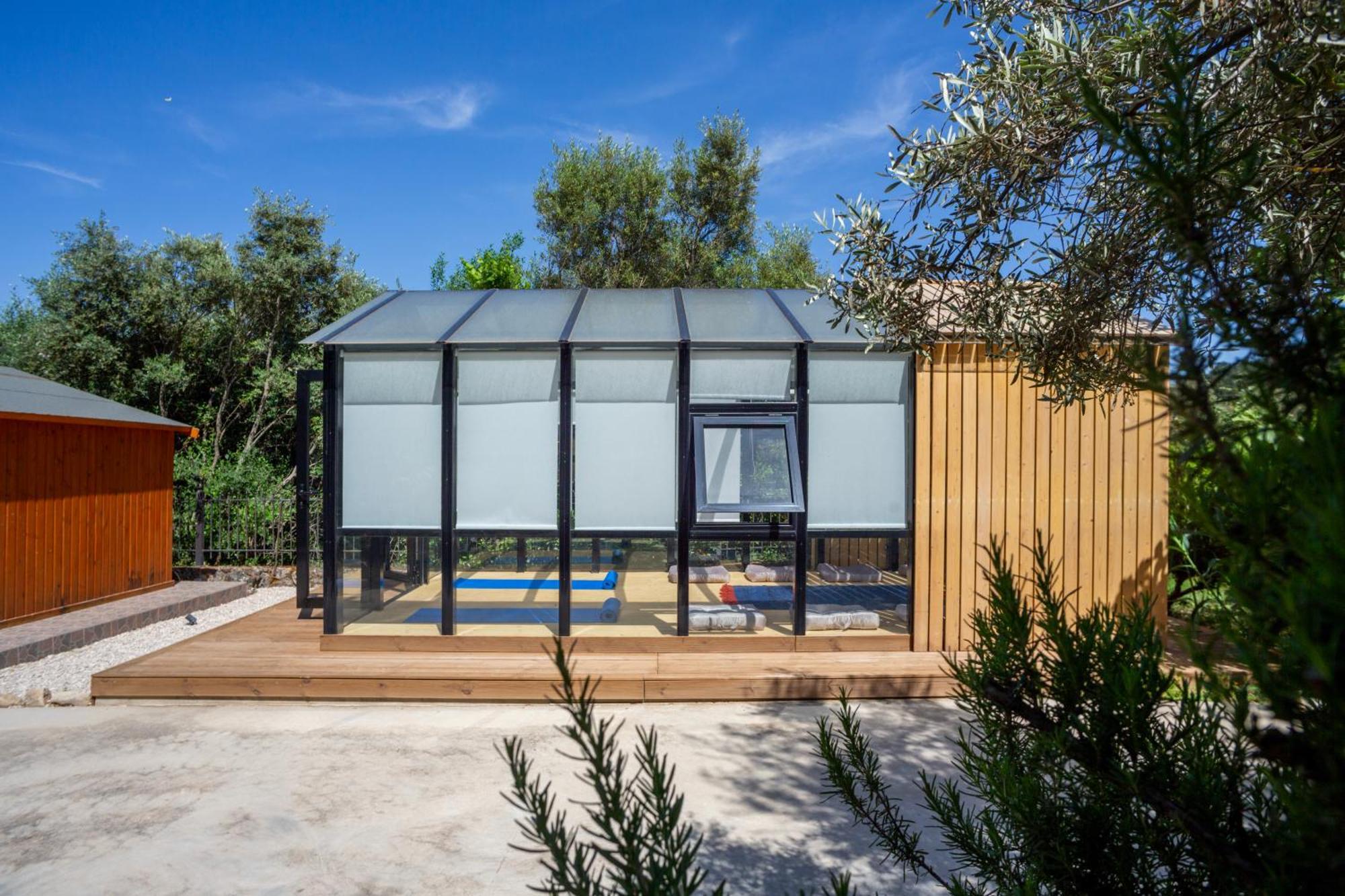 Apanema Mindfulness Resort Lefkada Asprogerakata Экстерьер фото